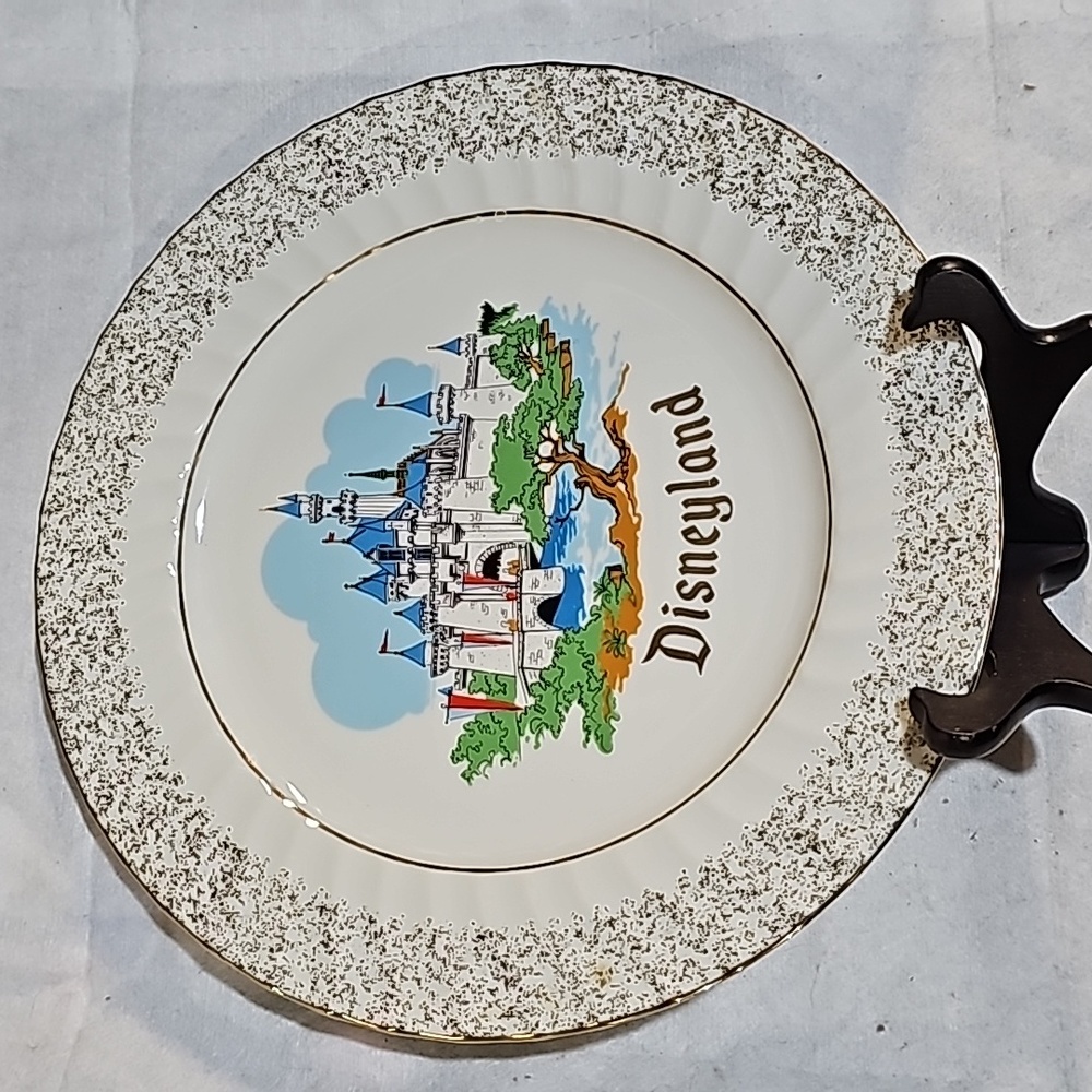 Disneyland Collectors Plate